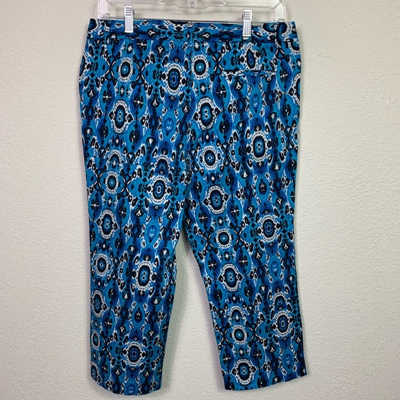 Jones New York Signature Capri stretch pant - Picture 2 of 4